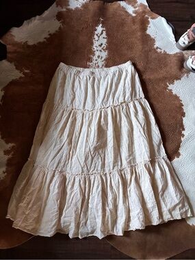 Vintage beige Classic Elements midi skirt size large